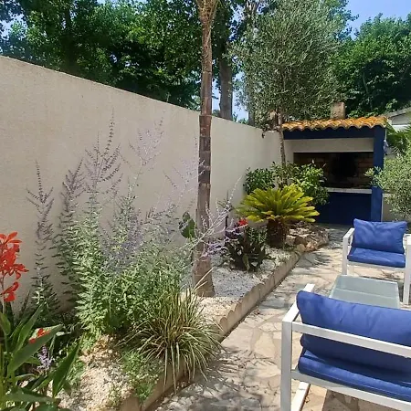 Apartmán Avec Jardin Et *
